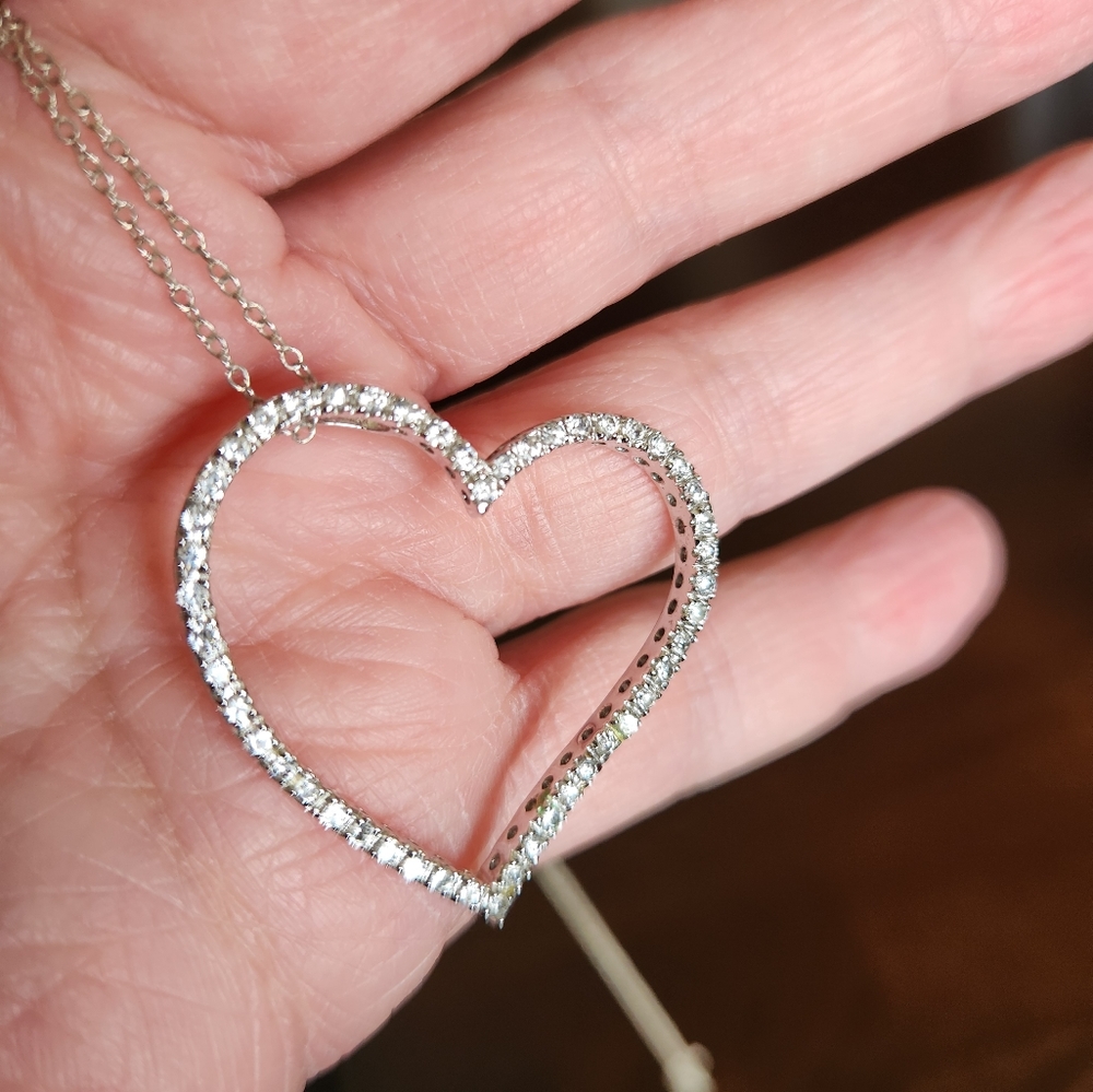 ❤️ Sterling Silver Crystal Heart Necklace❤️